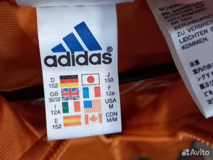 Спортивная футболка adidas