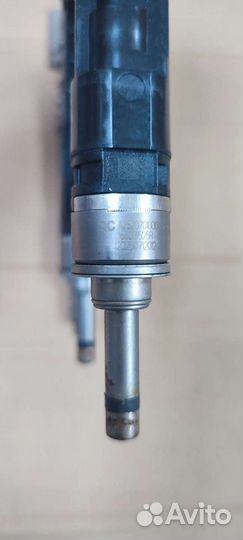 Форсунки топливные 166001525R Новые renault