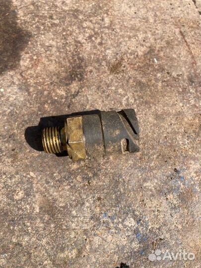 Датчик температуры охлаждающей жидкости Renault