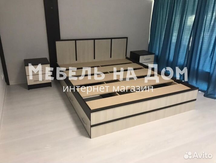 Кровать двуспальная