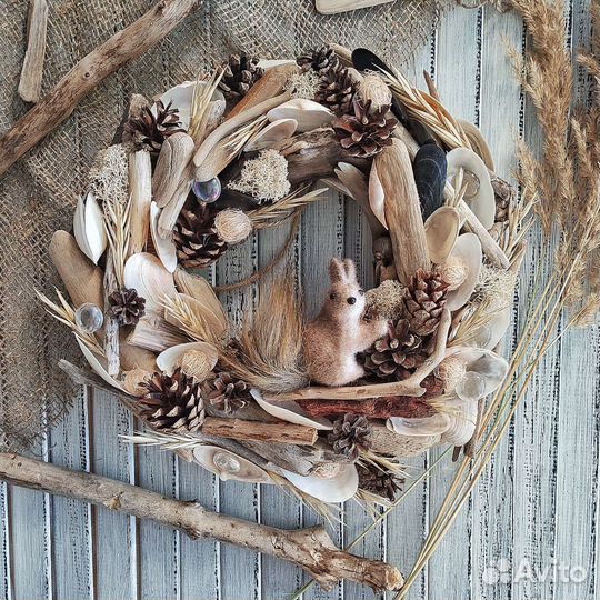 Венок интерьерная композиция