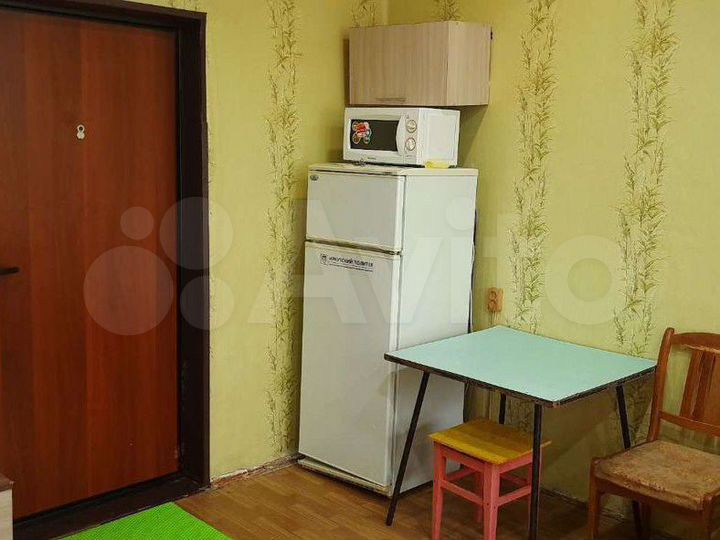 Комната 18 м² в 3-к., 2/2 эт.