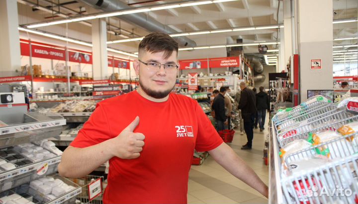 Продавец-консультант Текстильщиков 2В