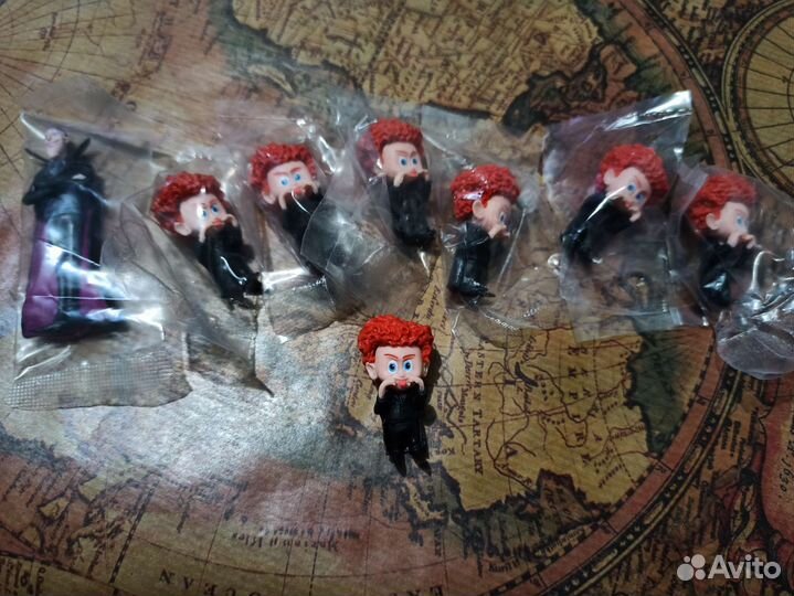 Монстры на каникулах фигурки