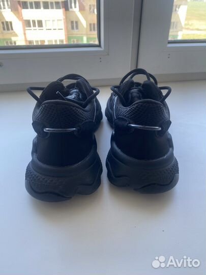 Adidas ozweego trace cargo