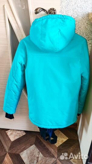 Зимний лыжник на девочку-девушку