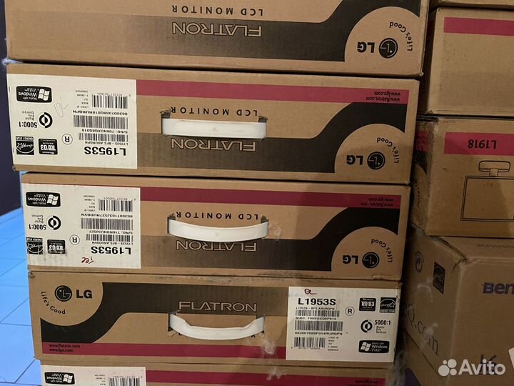 Монитор LG flatron L1953S-BF