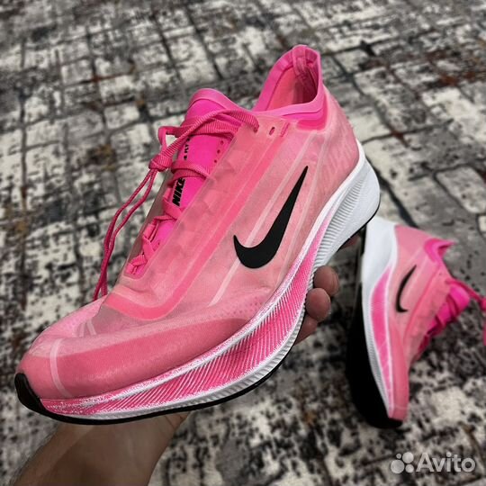 Кроссовки Nike Zoom Fly 3