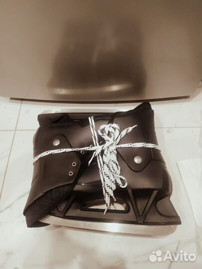 Коньки Динамо 44-45р