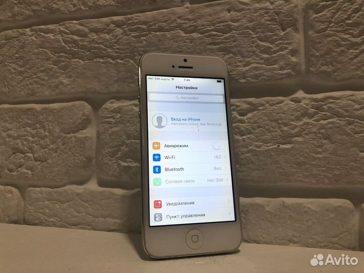 Оригинальный iPhone 5s