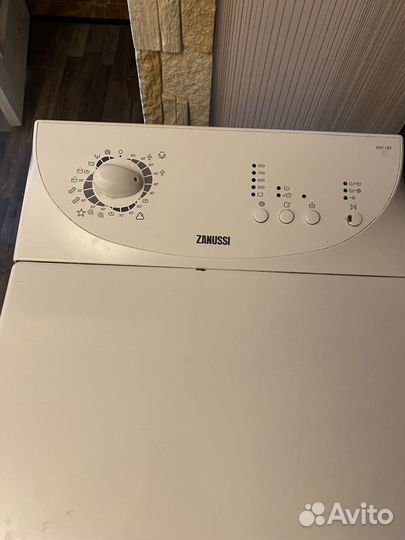 Стиральная машина с вертикальной загрузкой Zanussi