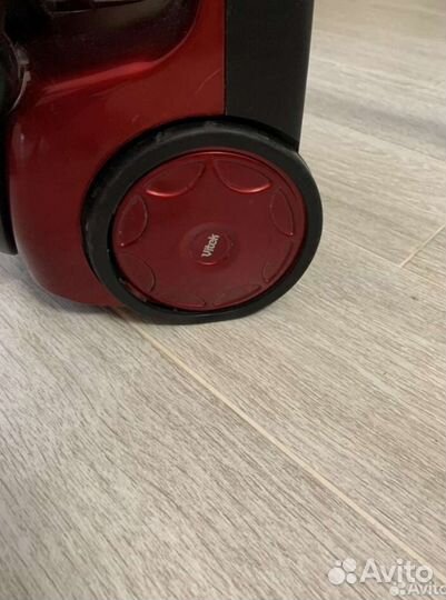 Пылесос Vitek