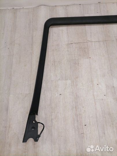 Накладка оконной рамы двери задняя правая Bmw X5
