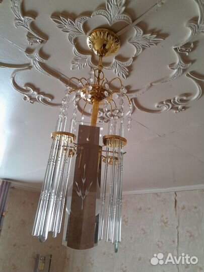 Люстра потолочная и бра