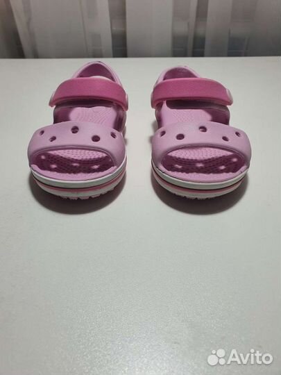 Сандалии детские для девочек crocs