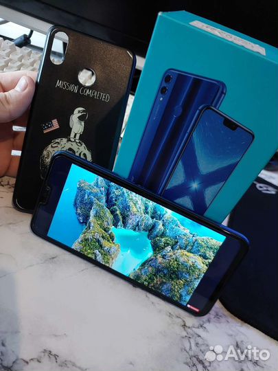 Телефон honor 8x