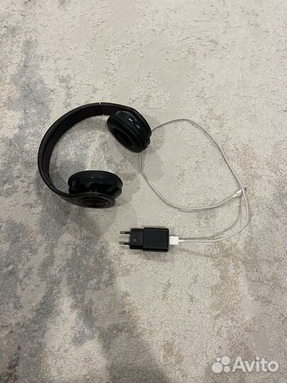 Беспроводные наушники