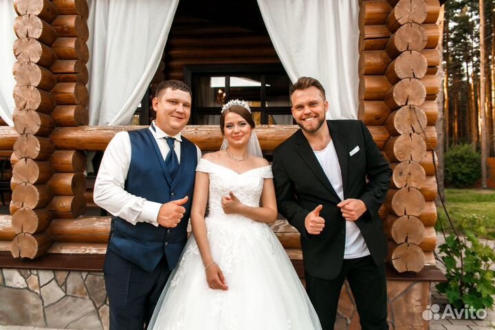 Ведущий мероприятий