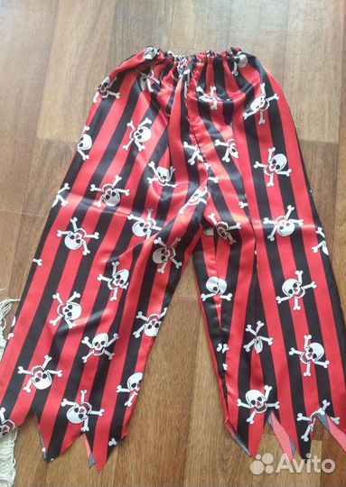 Новогодний костюм пирата