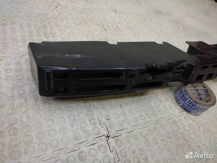 Абсорбер бампера передний Renault Kaptur 2016