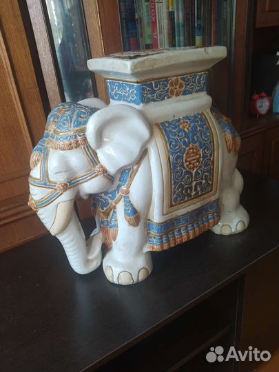 Статуэтка слон