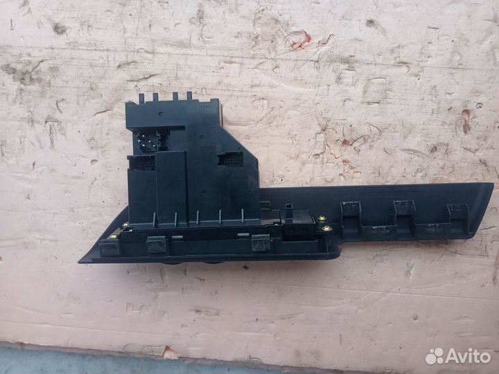 Блок кнопок стеклоподъемников Land Rover Range