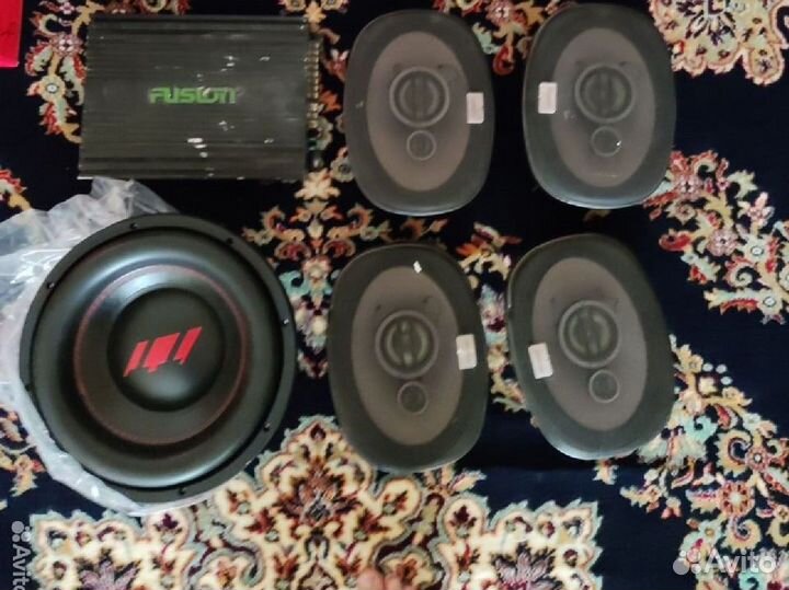 Сабуфер 12 кенвуды 320