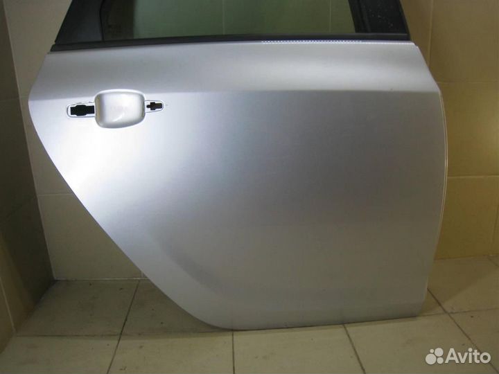 Дверь задняя правая Opel Astra J 2010