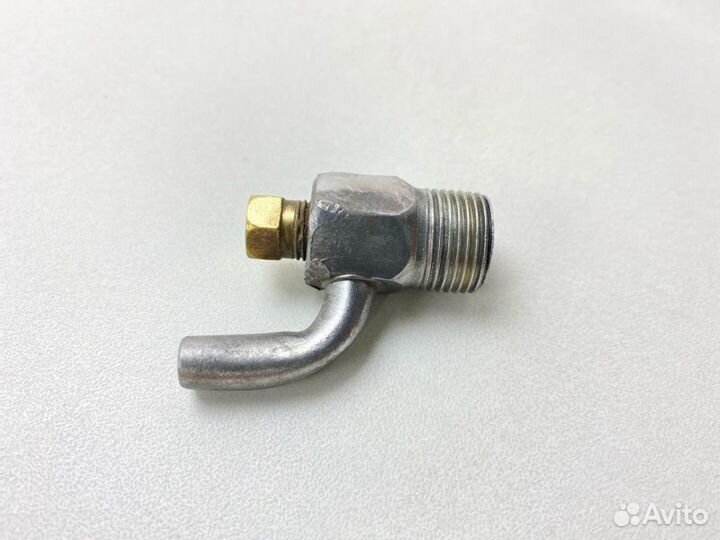 Кран сливной блока цилиндров Toyota Harrier MCU15