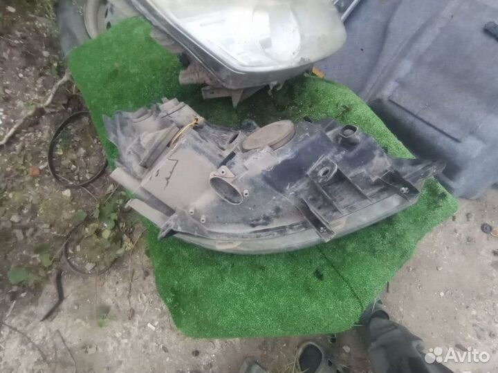 Фара правая Renault Scenic 2