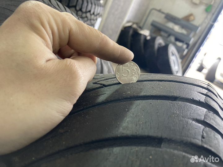 Federal Couragia S/U 285/60 R18