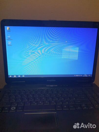 Ноутбук Emachines e525