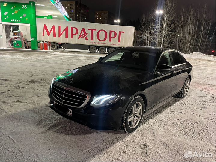 Заглушка бексировочного крюка w213 дорест