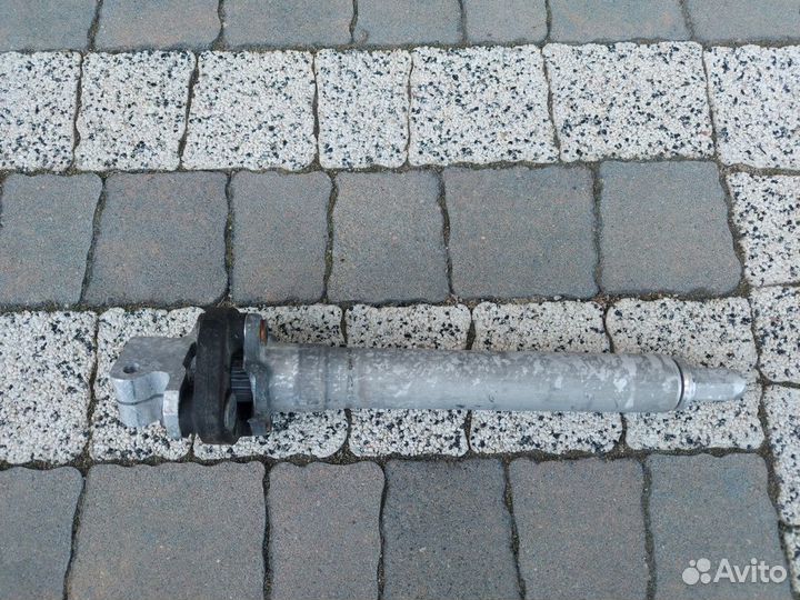 Вал рулевого управления BMW i8