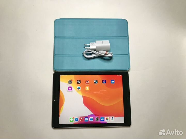 iPad 2017 128GB SIM + Smаrt Case