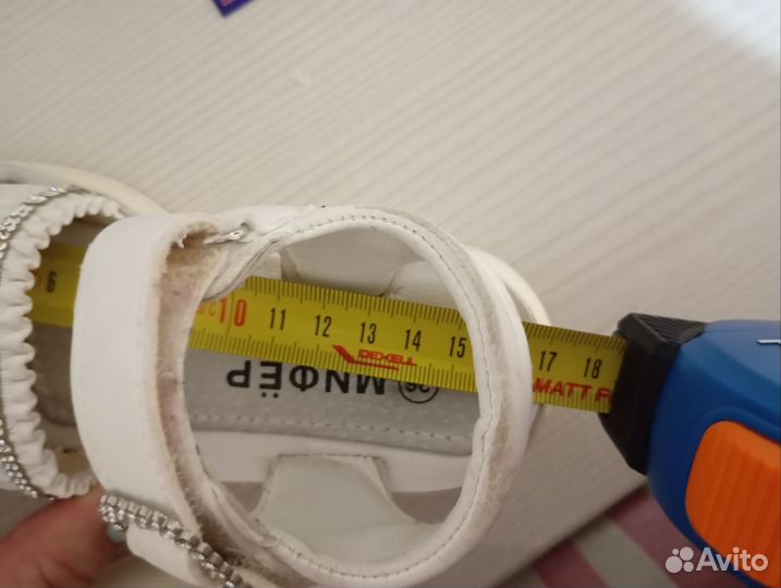 Сандалии для девочки