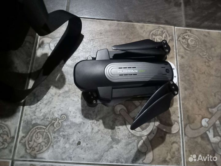 Квадрокоптер Hubsan Zino