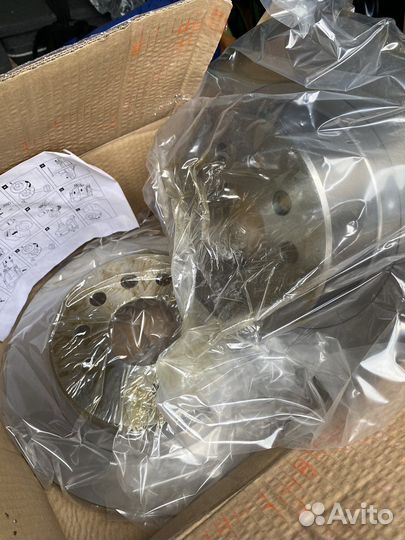 Диск тормозной задний opel OmeB TRW DF2714