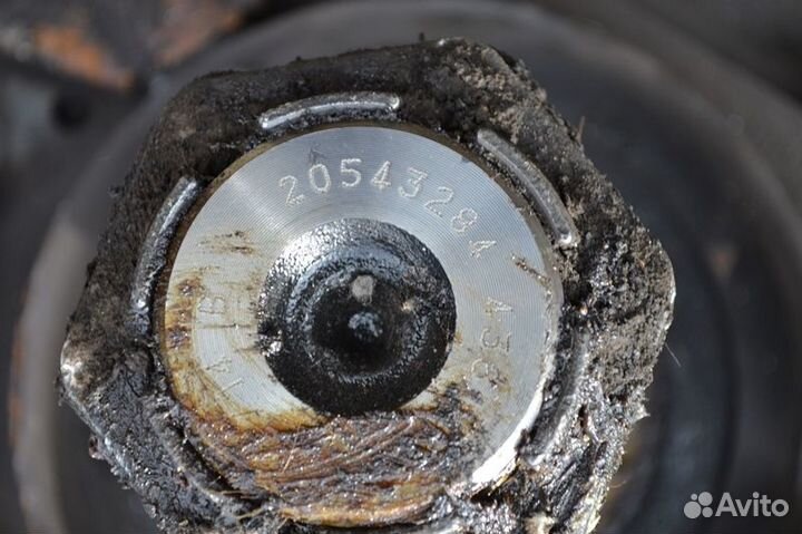 Поворотный кулак переднего моста, левый volvo FH