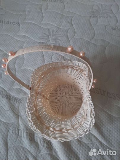Плетёная корзинка