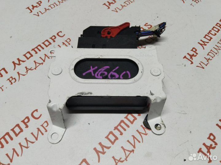 Блок управления стояночным тормозом Volvo Xc60