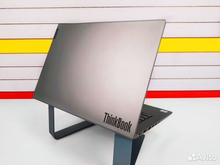 Ноутбук Lenovo на i7 / 16Gb / 512Gb