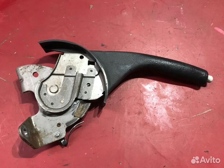 Ручка ручного тормоза Toyota Avensis Т250