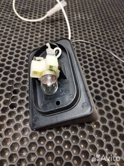 Габаритный фонарь левый Volvo FH4 20409787