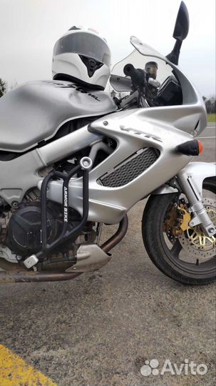 Продам Honda VTR 1000f