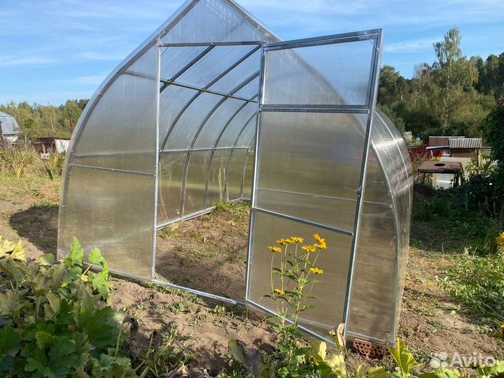 Теплица g-7387