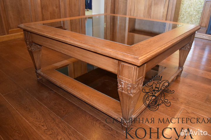 Мебель из массива дерева, резные элементы