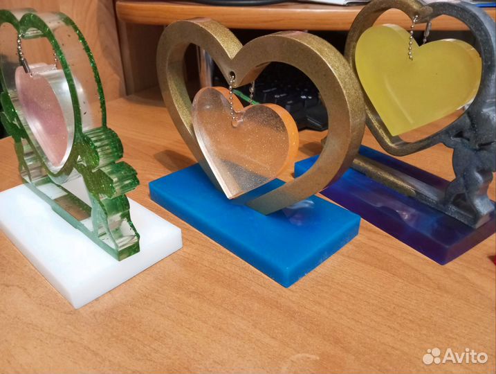 Ангелы с сердцем на подставке (из эпоксидной см