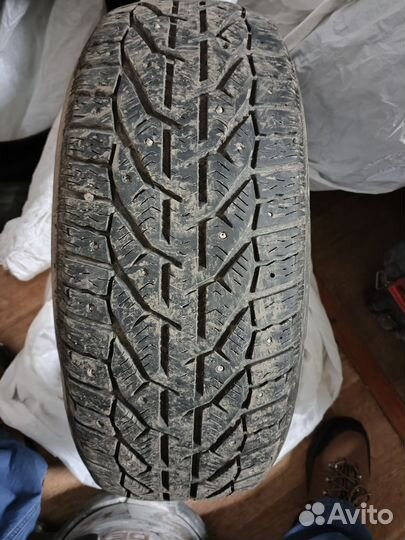 Tigar SUV Ice 205/55 R16 94T