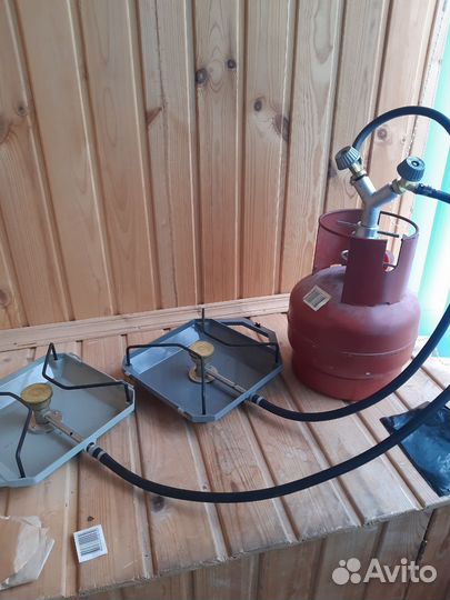 Туристическая газовая плита с баллоном